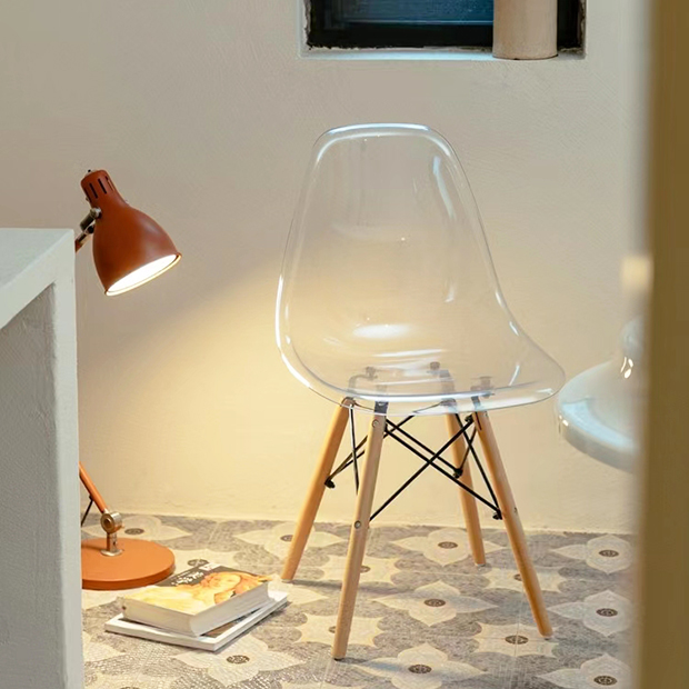 Silla Eames